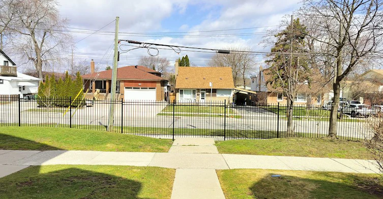 18-81 Irwin Road, Toronto, ON, M9W 5W1 - 21