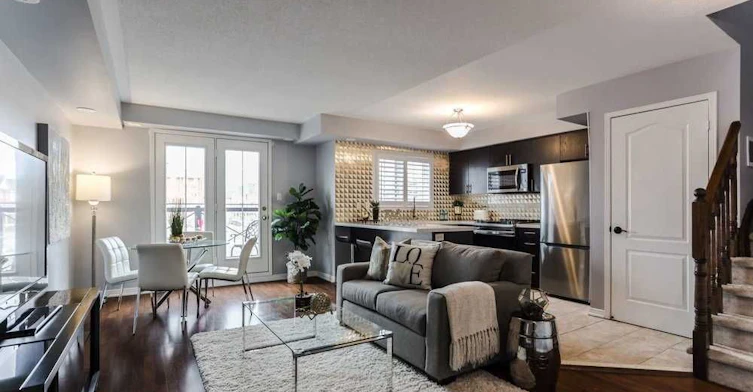 10-2579 Sixth Line, Oakville, ON, L6H 0H7 - 3