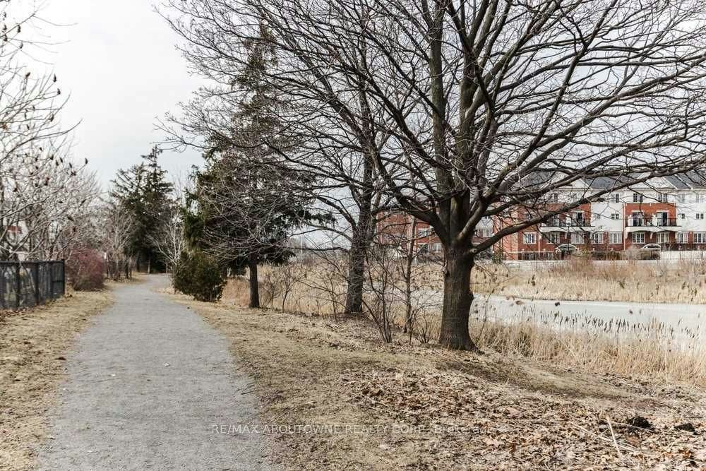 10-2579 Sixth Line, Oakville, ON, L6H 0H7 - 23