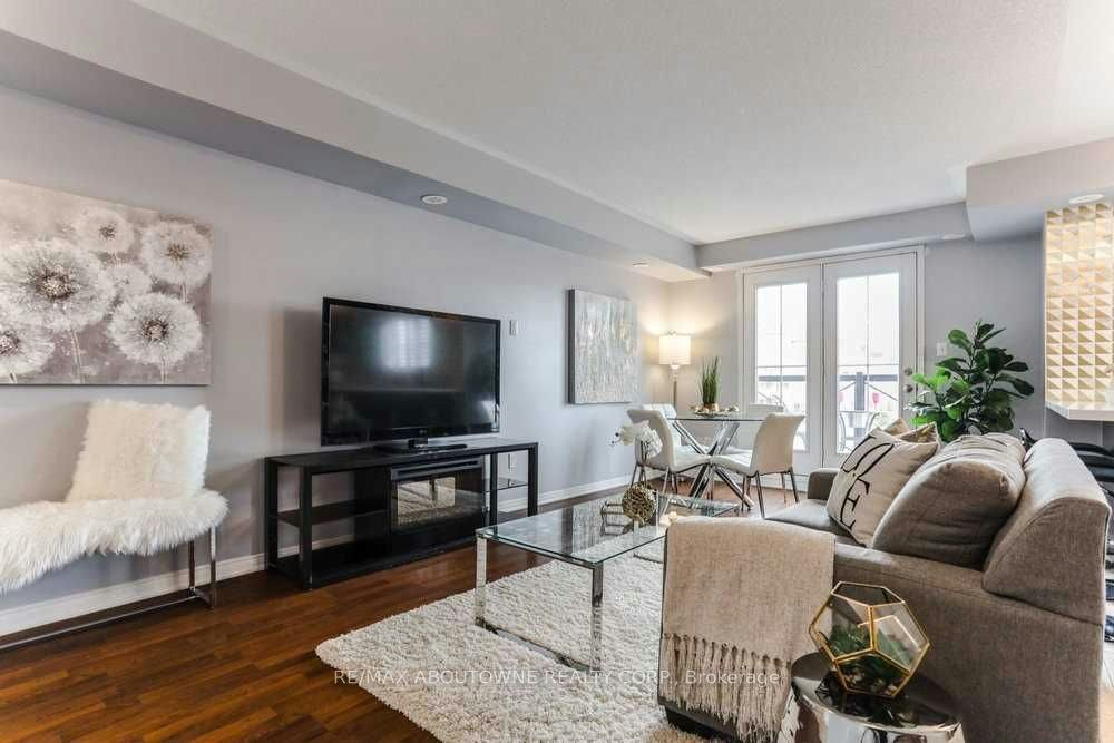 10-2579 Sixth Line, Oakville, ON, L6H 0H7 - 4