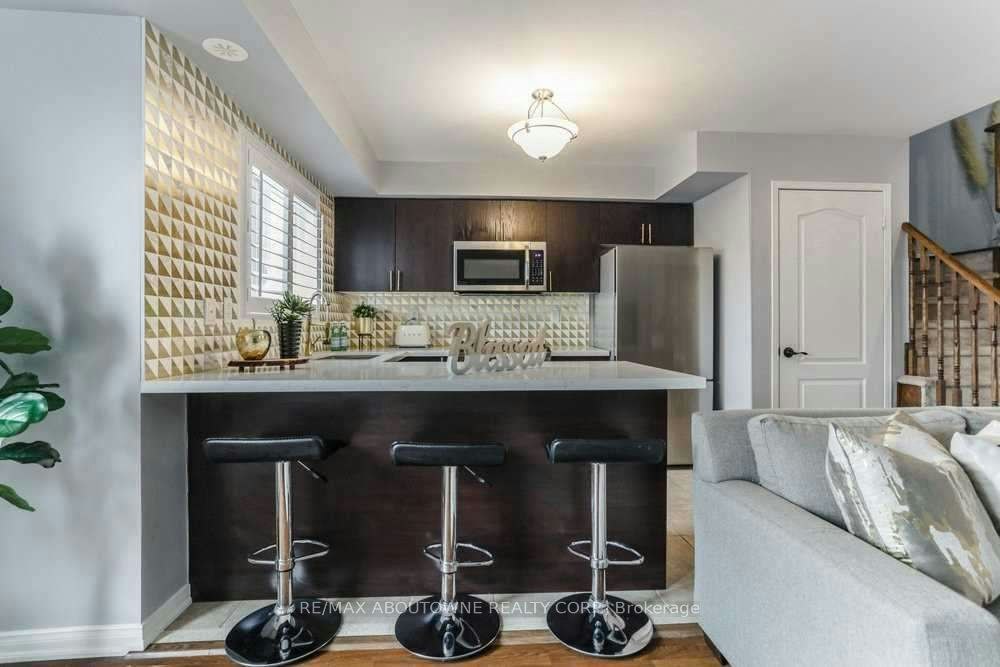 10-2579 Sixth Line, Oakville, ON, L6H 0H7 - 7