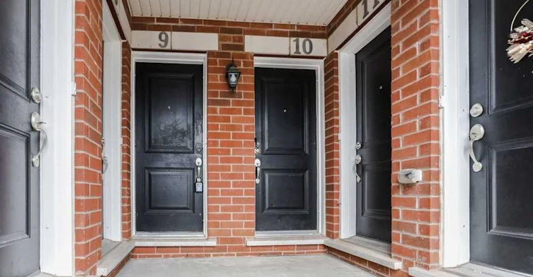 10-2579 Sixth Line, Oakville, ON, L6H 0H7 - 2