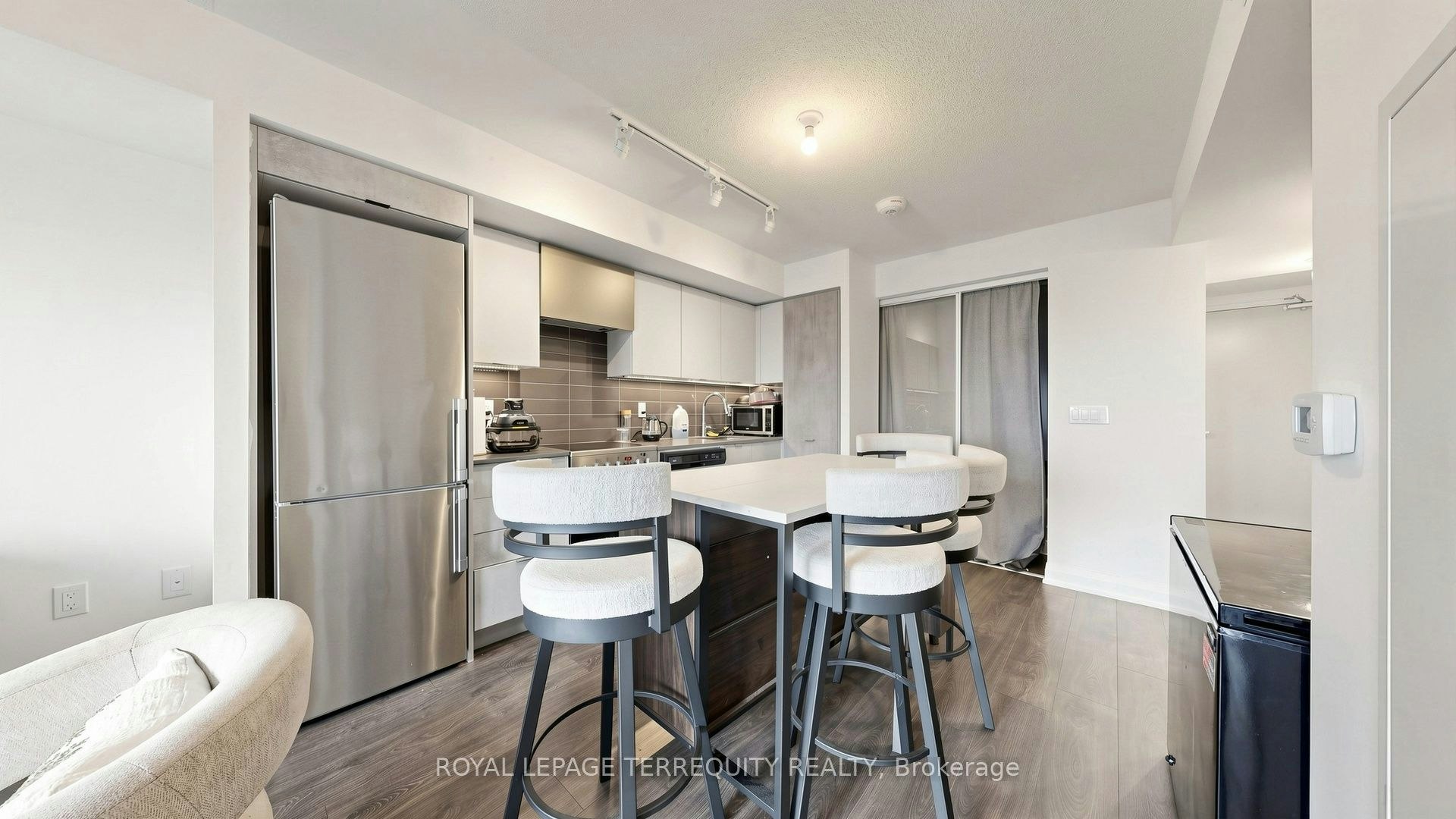 1410-30 Gibbs Road, Toronto, ON, M9B 0E4 - 24