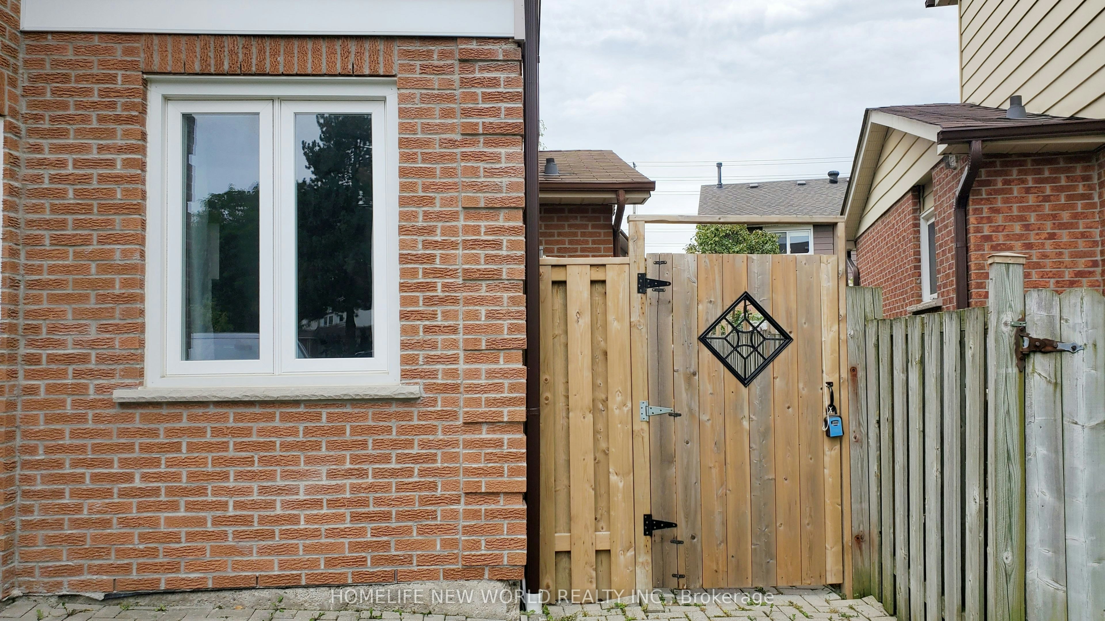 Basement-4032 Teakwood Drive, Mississauga, ON, L5C 3T5 - 11