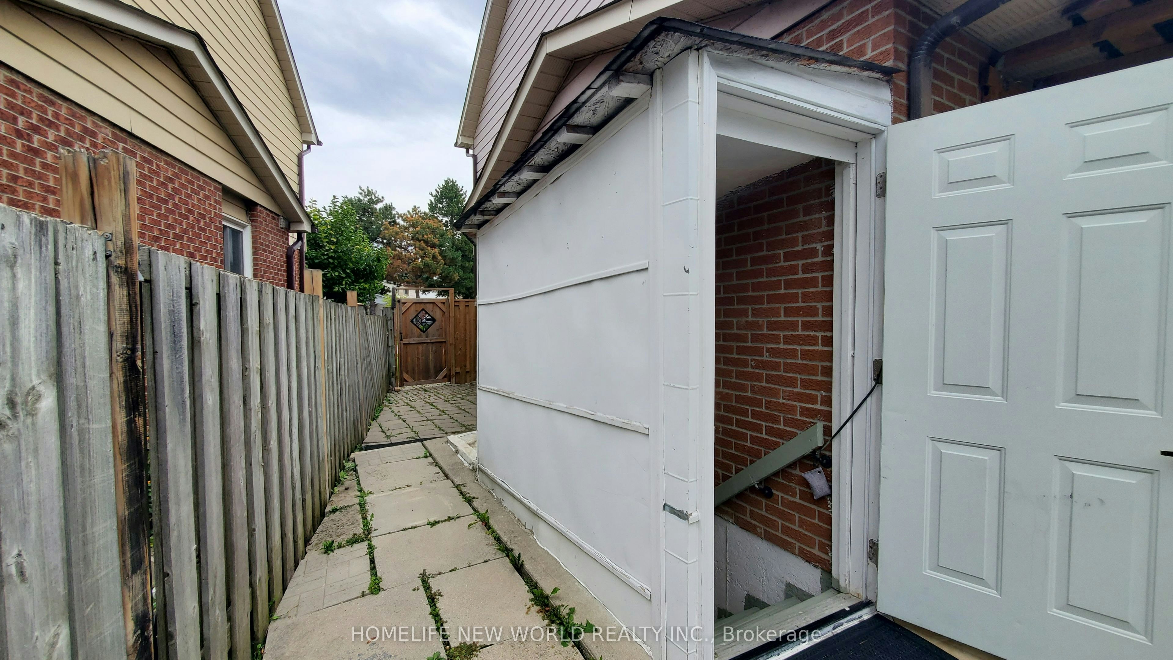 Basement-4032 Teakwood Drive, Mississauga, ON, L5C 3T5 - 12