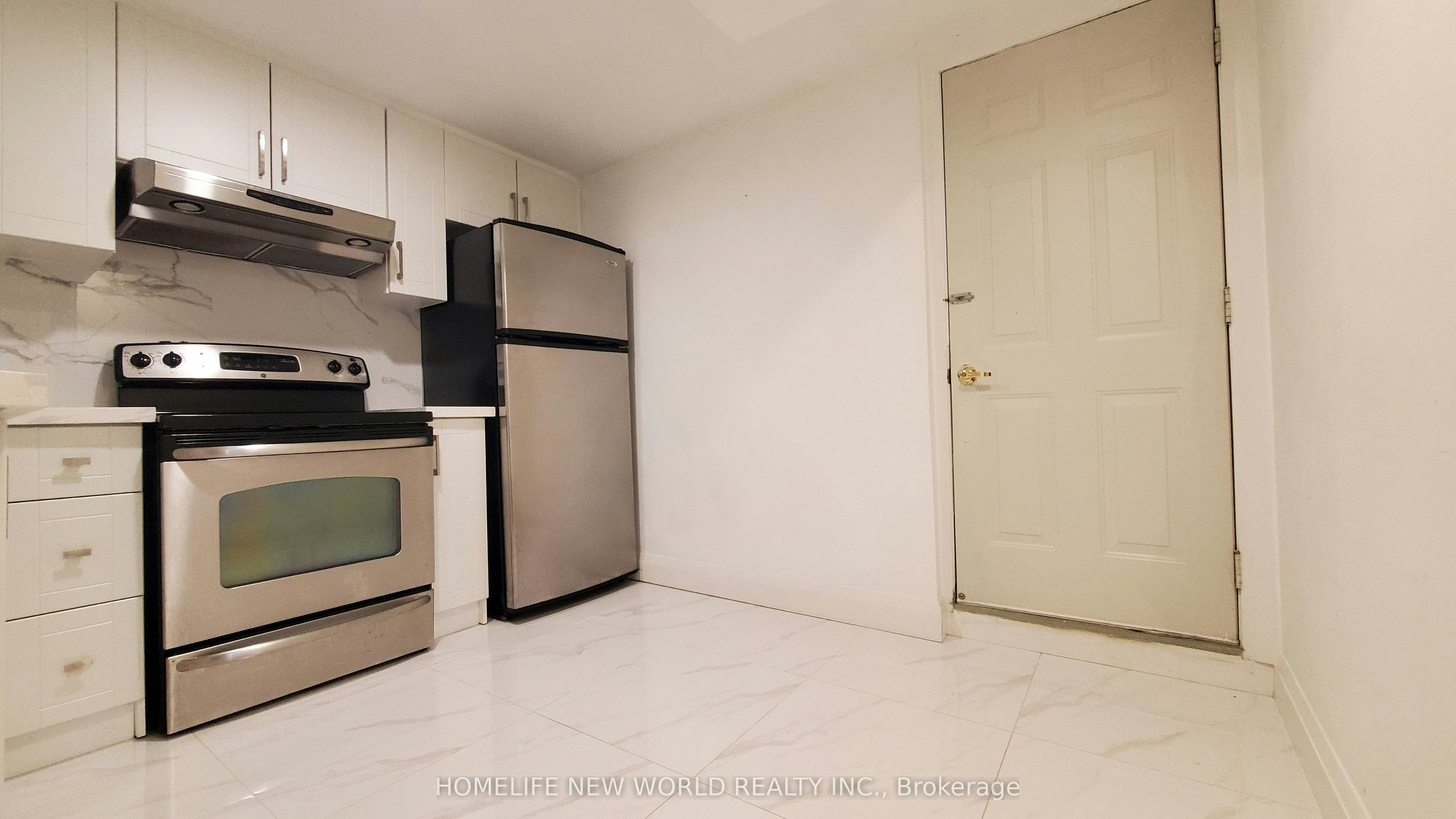 Basement-4032 Teakwood Drive, Mississauga, ON, L5C 3T5 - 3