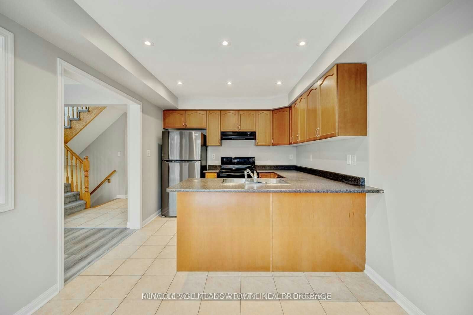 1050 Wickson Way, Milton, ON, L9T 6Y4 - 10