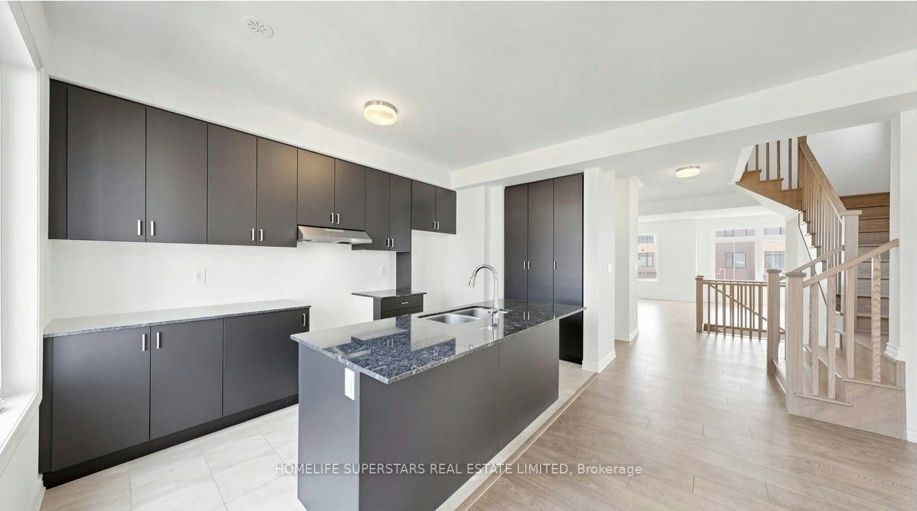 Upper Unit-96 Fieldfare Road, Brampton, ON, L7A 0B8 - 7