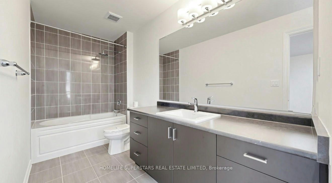 Upper Unit-96 Fieldfare Road, Brampton, ON, L7A 0B8 - 3