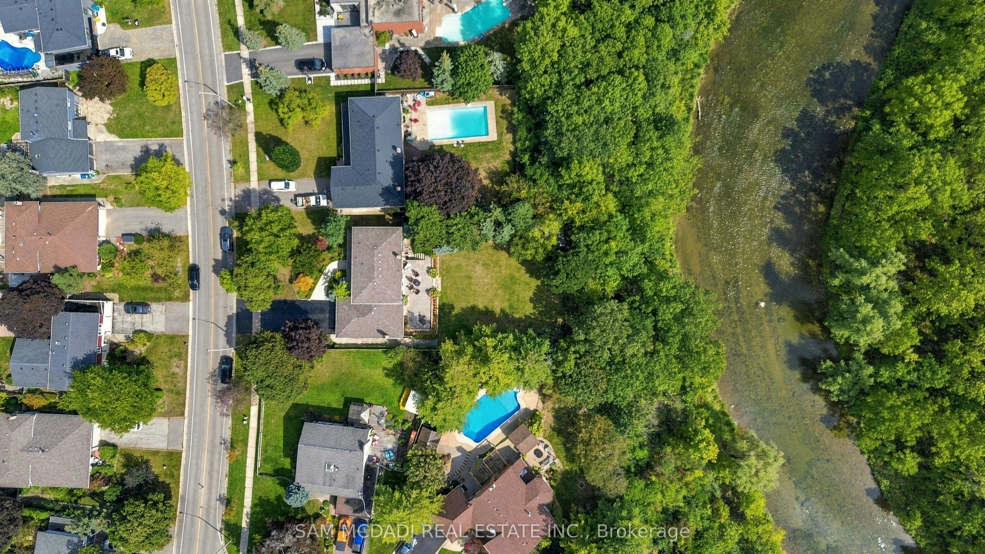 21 Kenninghall Boulevard, Mississauga, ON, L5N 1J5