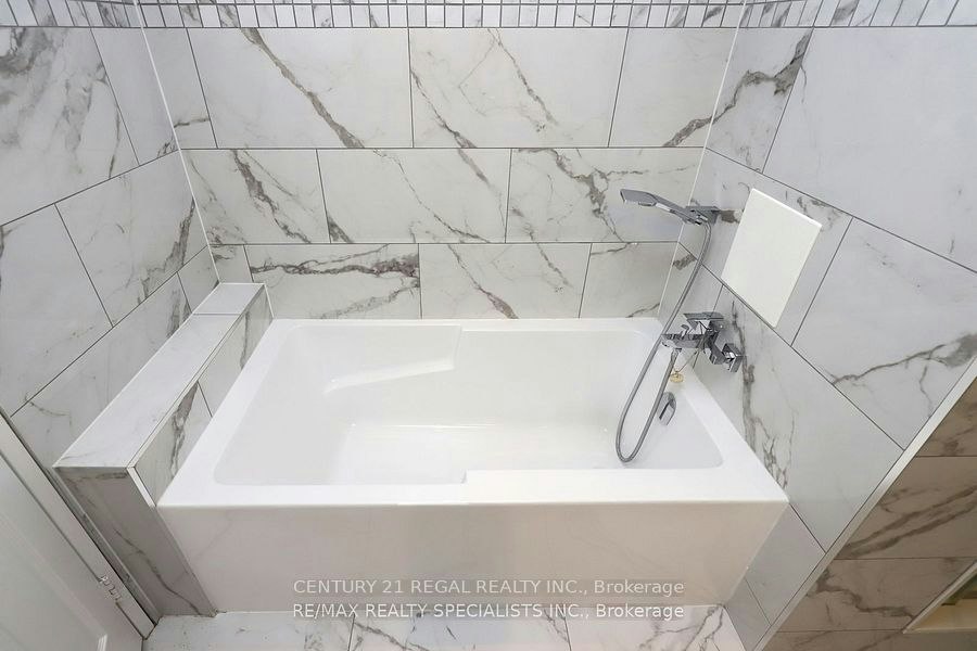 704-2155 Burnhamthorpe Road W, Mississauga, ON, L5L 5P4 - 11
