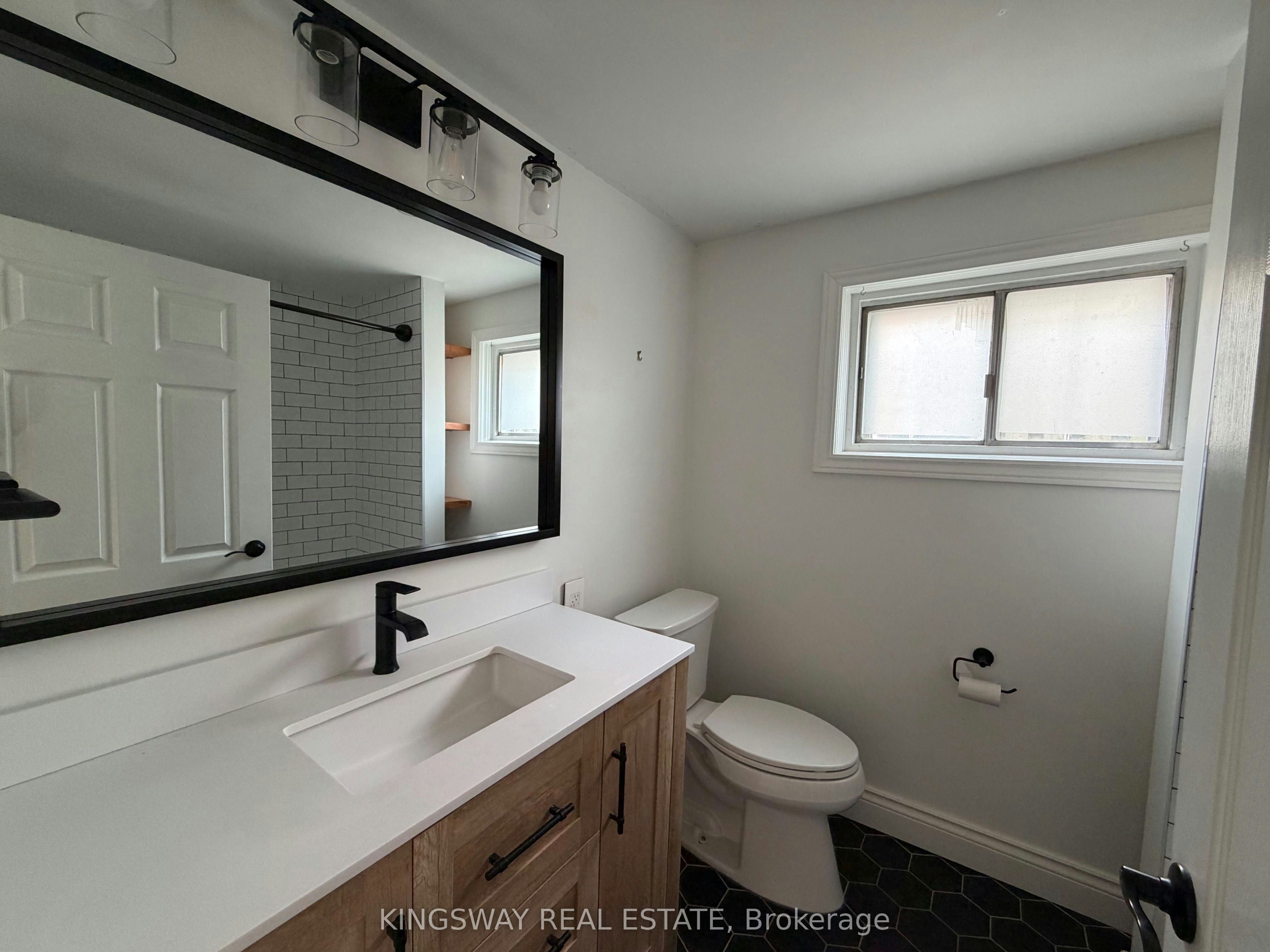Lower Level-323 Montego Rd. Road, Mississauga, ON, L5B 1C6 - 10