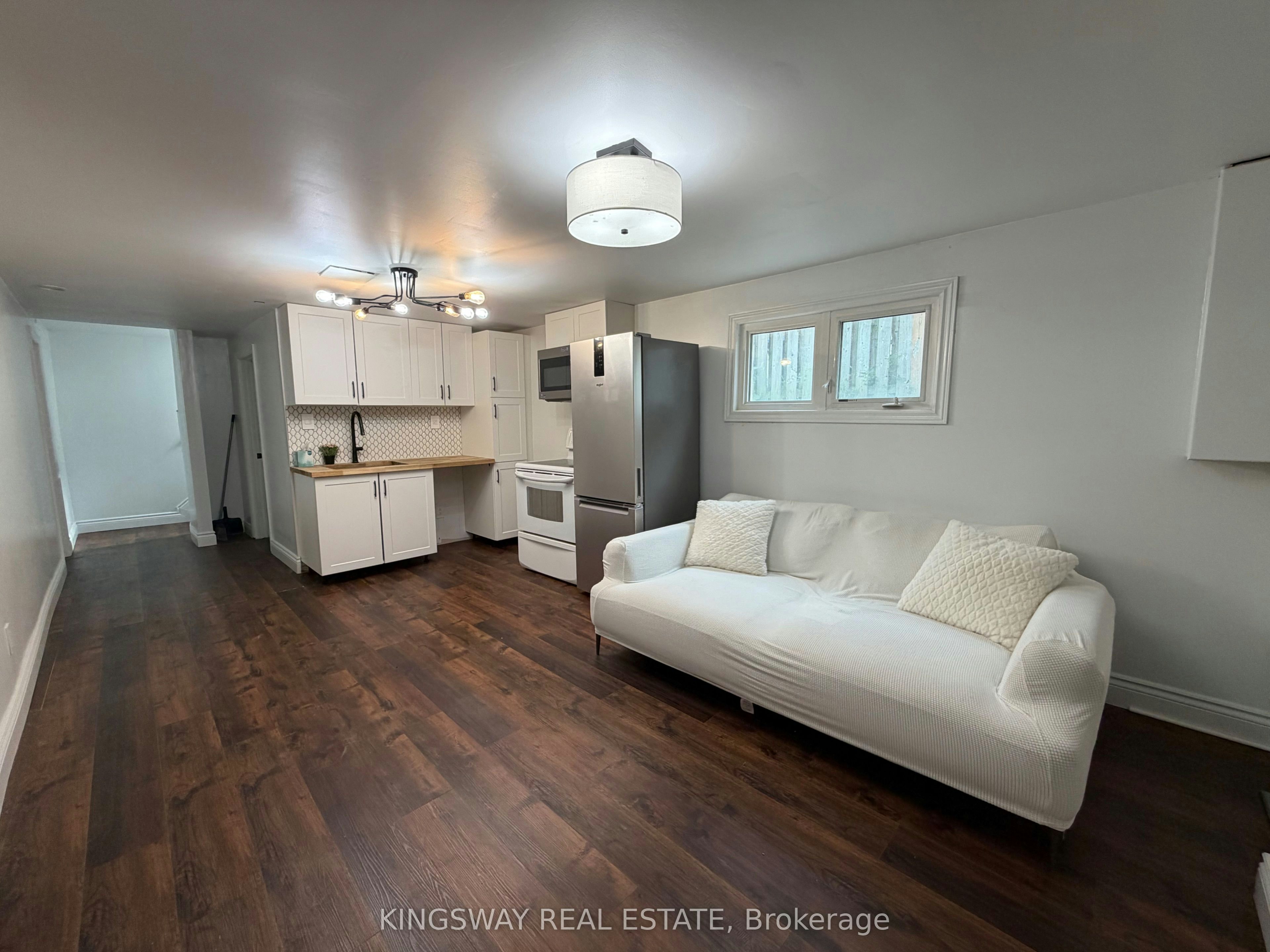 Lower Level-323 Montego Rd. Road, Mississauga, ON, L5B 1C6 - 4