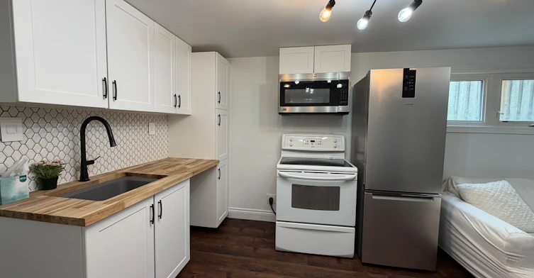 Lower Level-323 Montego Rd. Road, Mississauga, ON, L5B 1C6 - 5