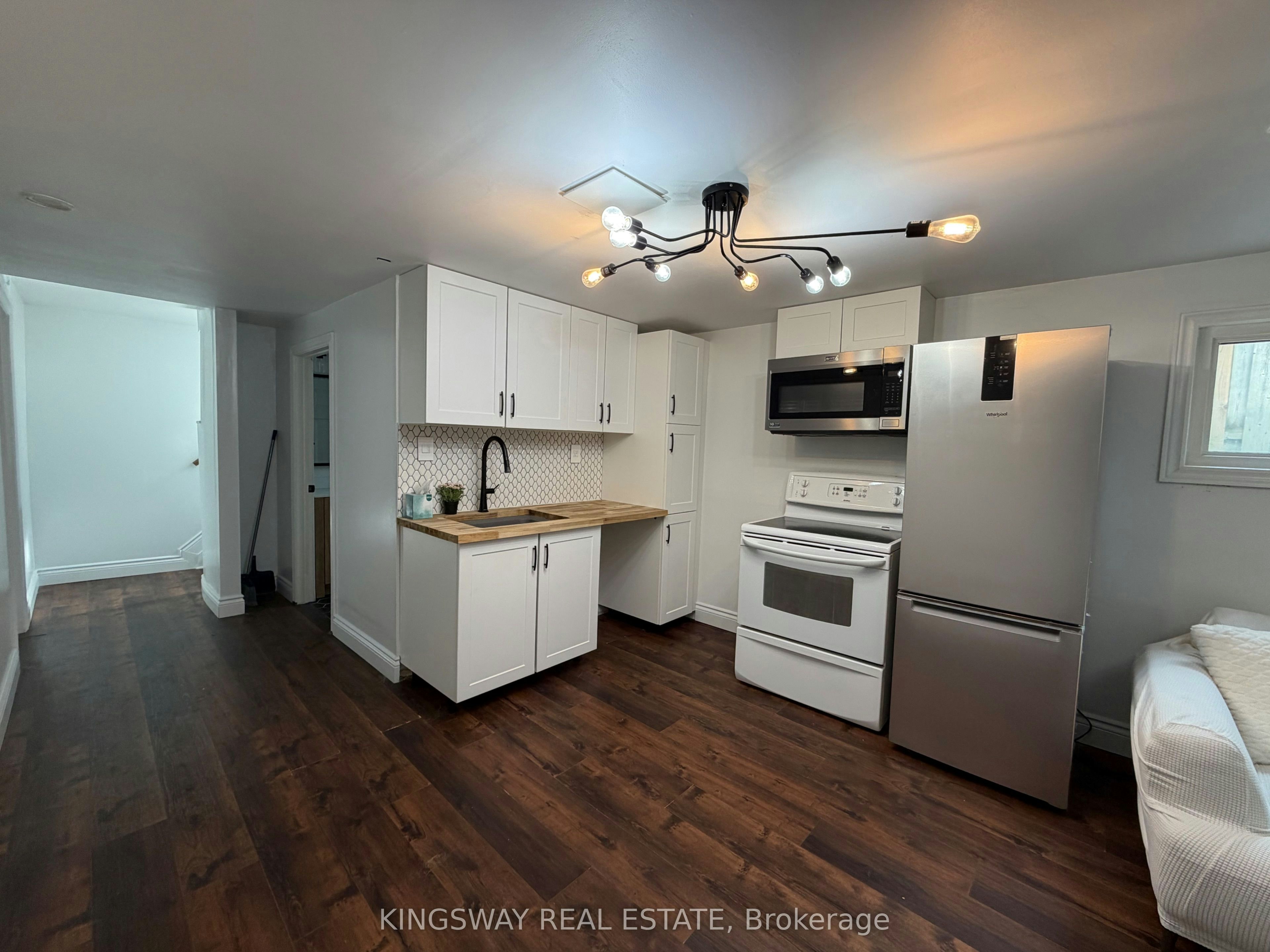 Lower Level-323 Montego Rd. Road, Mississauga, ON, L5B 1C6 - 3