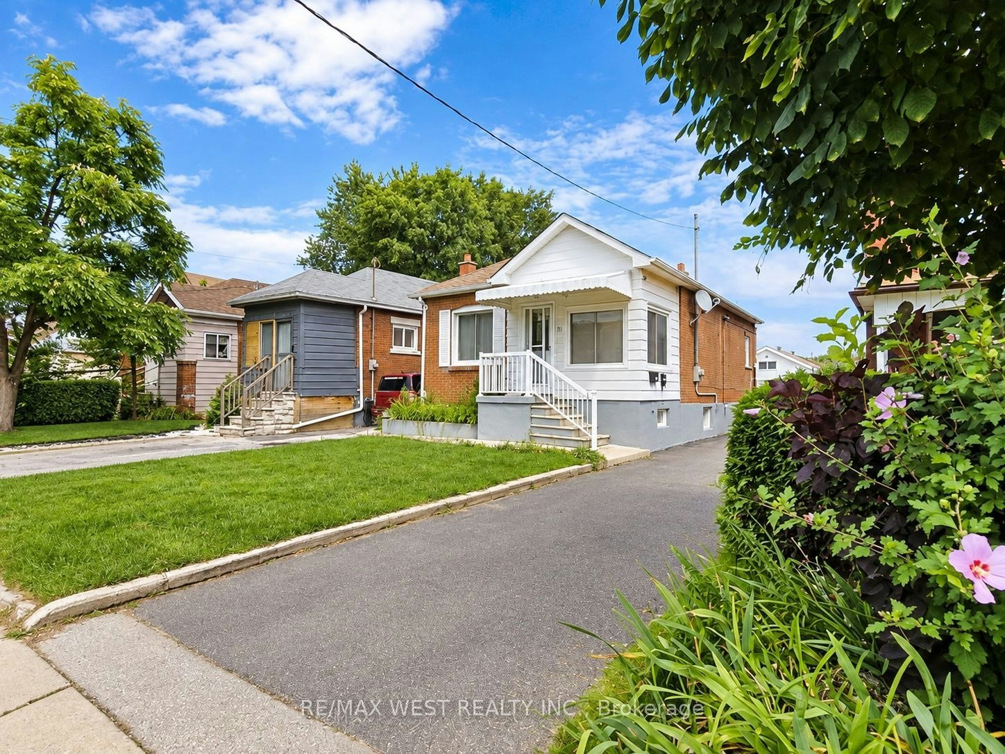Bsmt-51 Mould Avenue, Toronto, ON, M6N 3Z8
