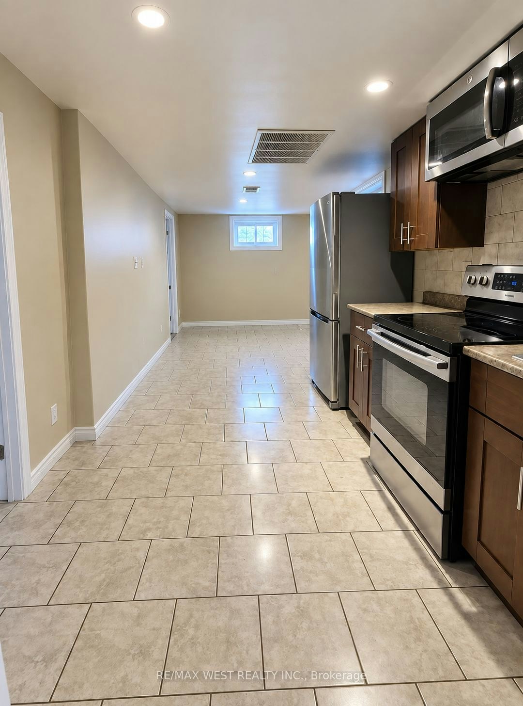 Bsmt-51 Mould Avenue, Toronto, ON, M6N 3Z8 - 2
