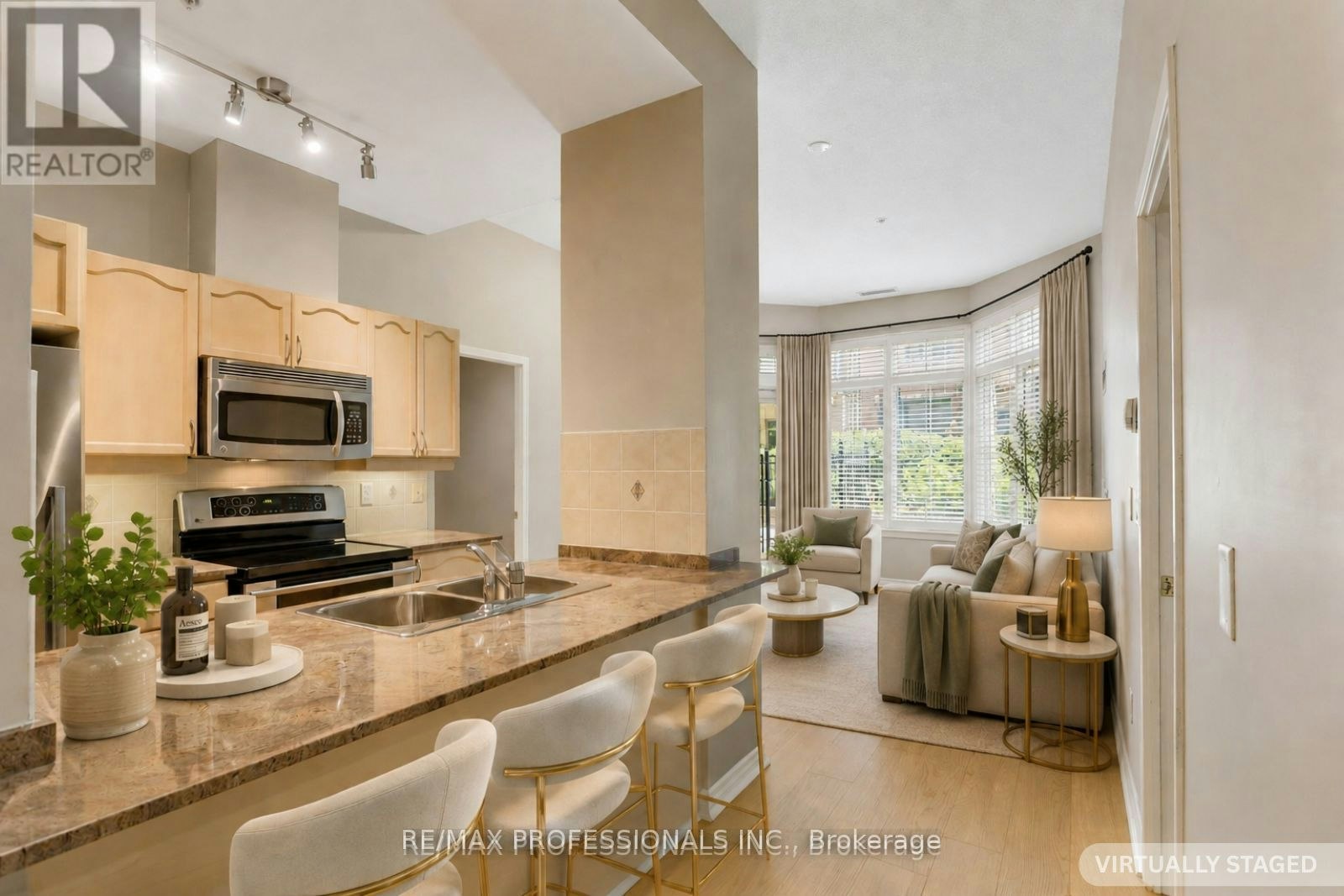 102-350 Princess Royal Drive, Mississauga, ON, L5B 4N1