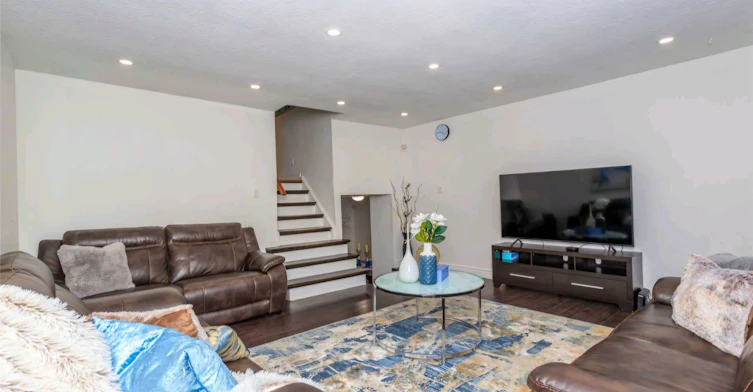 Upper-19 Ashurst Crescent N, Brampton, ON, L6V 3N6 - 2