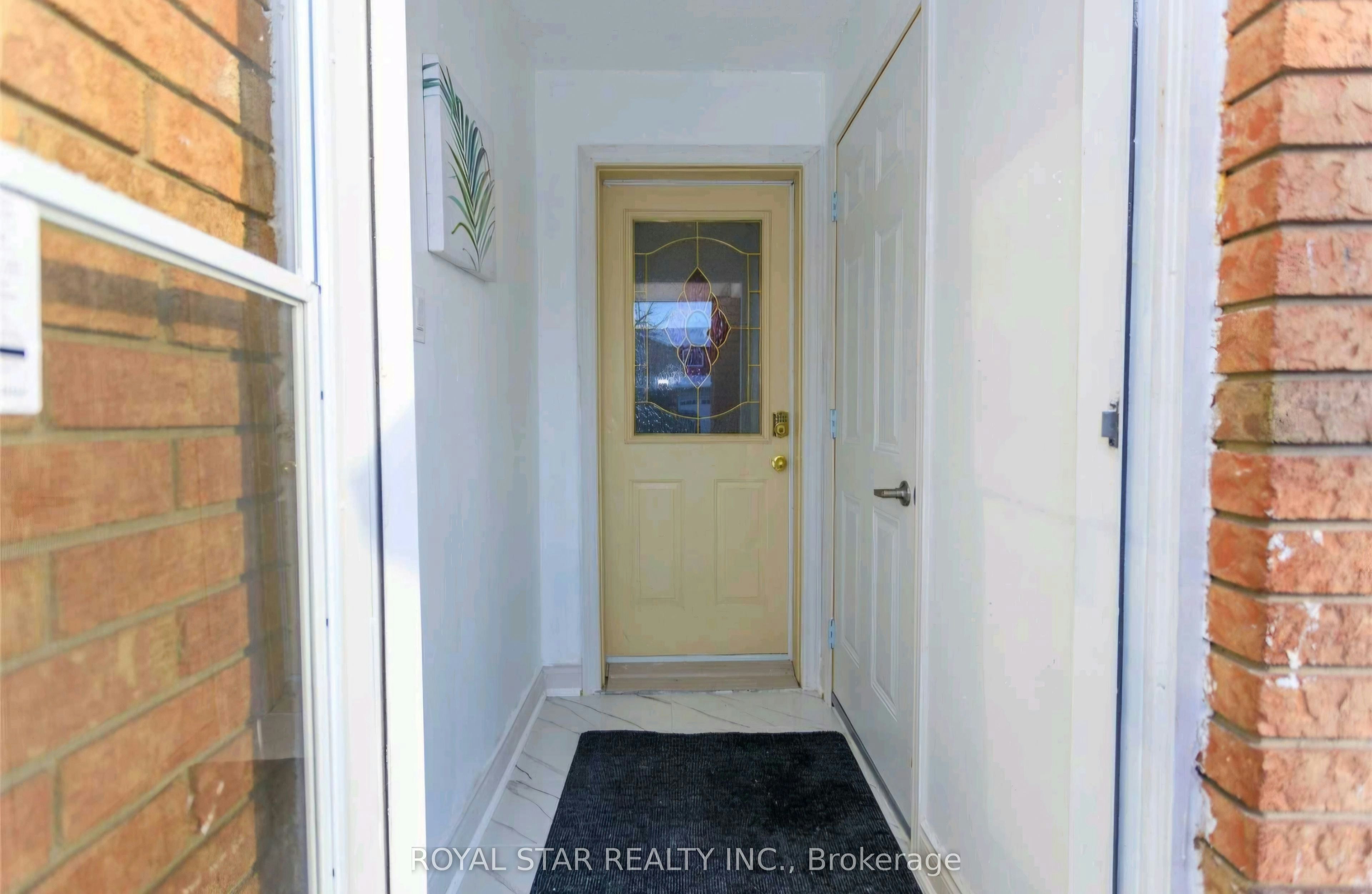 Upper-19 Ashurst Crescent N, Brampton, ON, L6V 3N6 - 9
