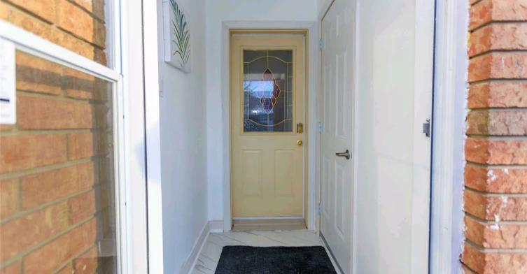 Upper-19 Ashurst Crescent N, Brampton, ON, L6V 3N6 - 9