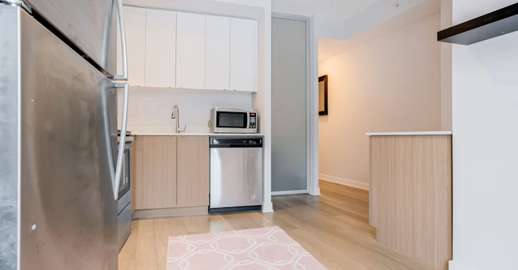 C401-5260 Dundas Street N, Burlington, ON, L7R 0J7 - 16