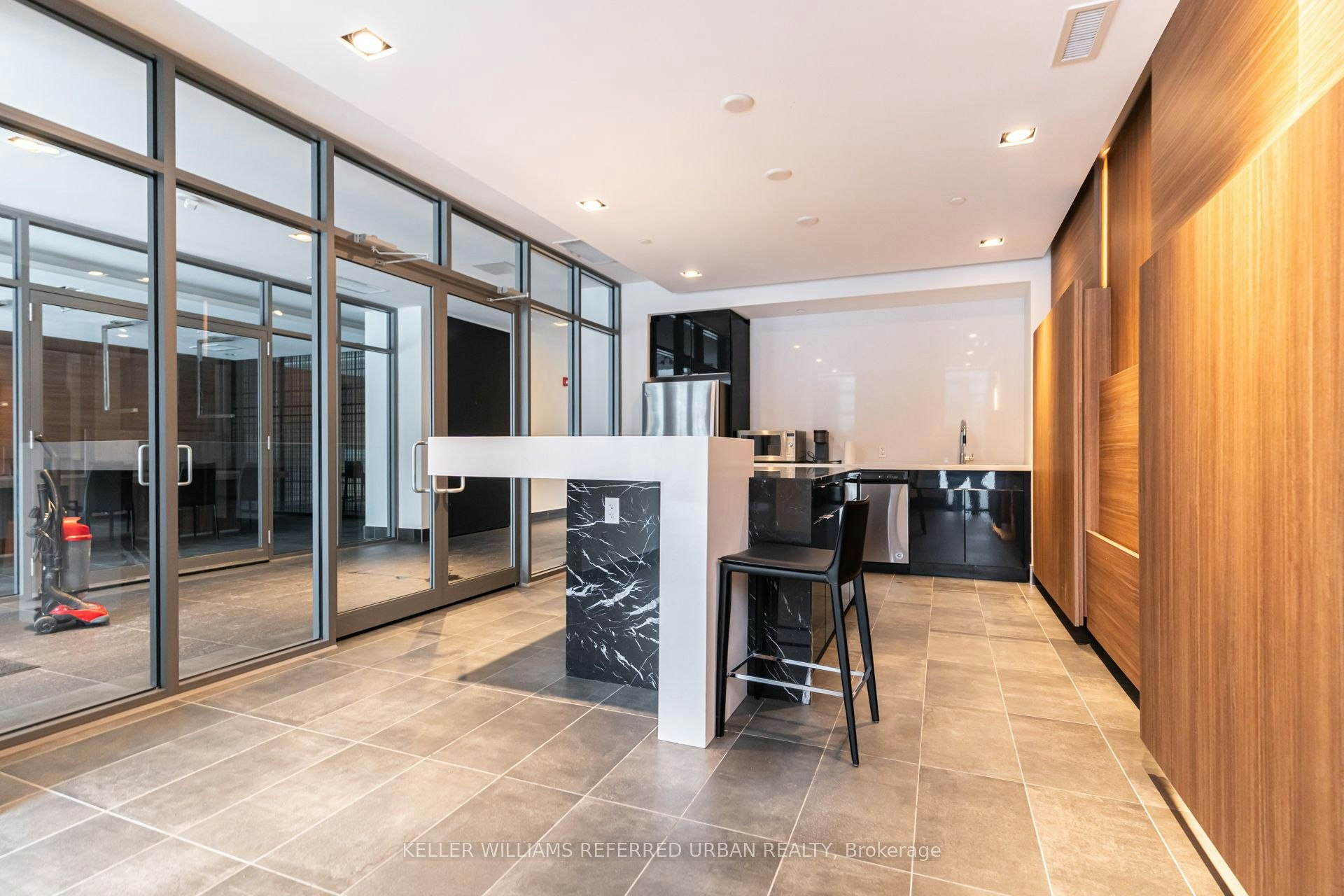 C401-5260 Dundas Street N, Burlington, ON, L7R 0J7 - 28
