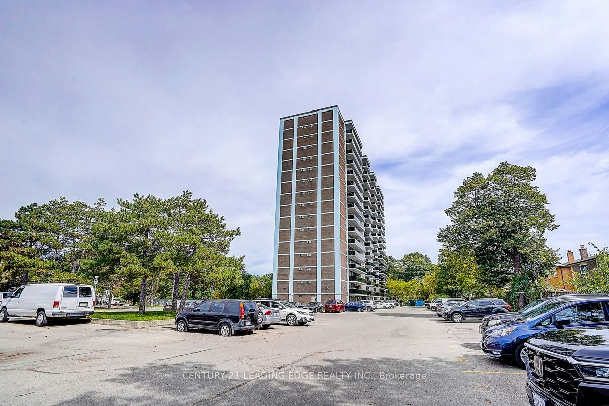 201-235 Grandravine Drive, Toronto, ON, M3N 1J2