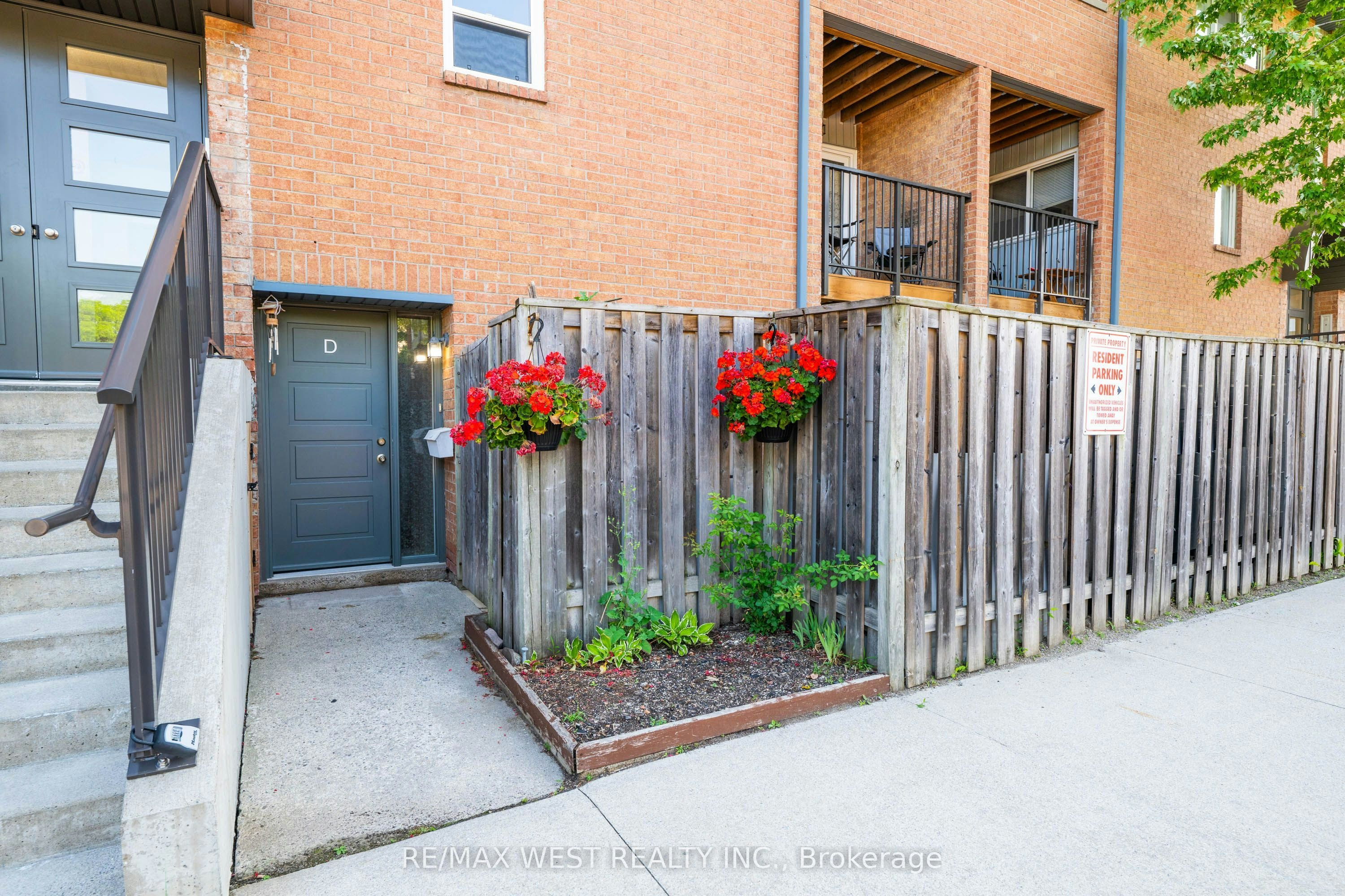 3D-2866 Battleford Road, Mississauga, ON, L5N 3L3