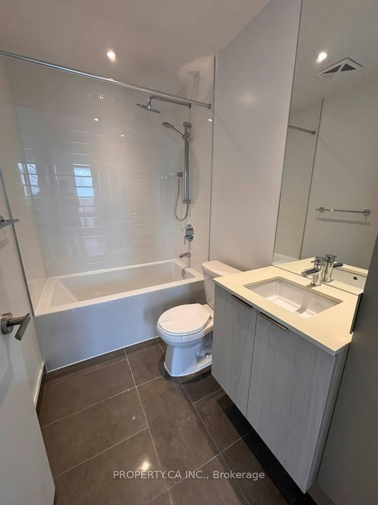 2004-448 Burnhamthorpe Road, Mississauga, ON, L5B 0R4 - 10