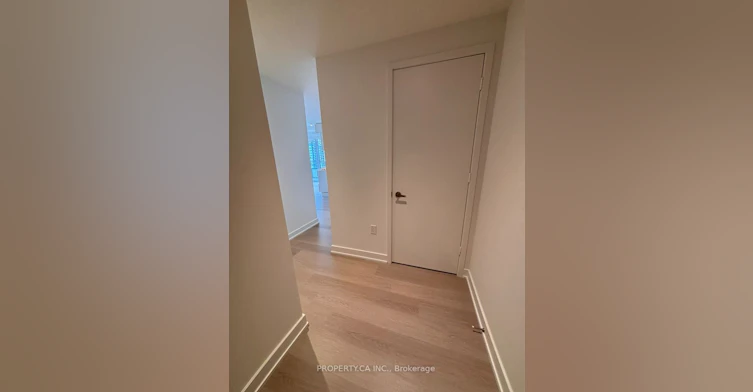 2004-448 Burnhamthorpe Road, Mississauga, ON, L5B 0R4 - 2
