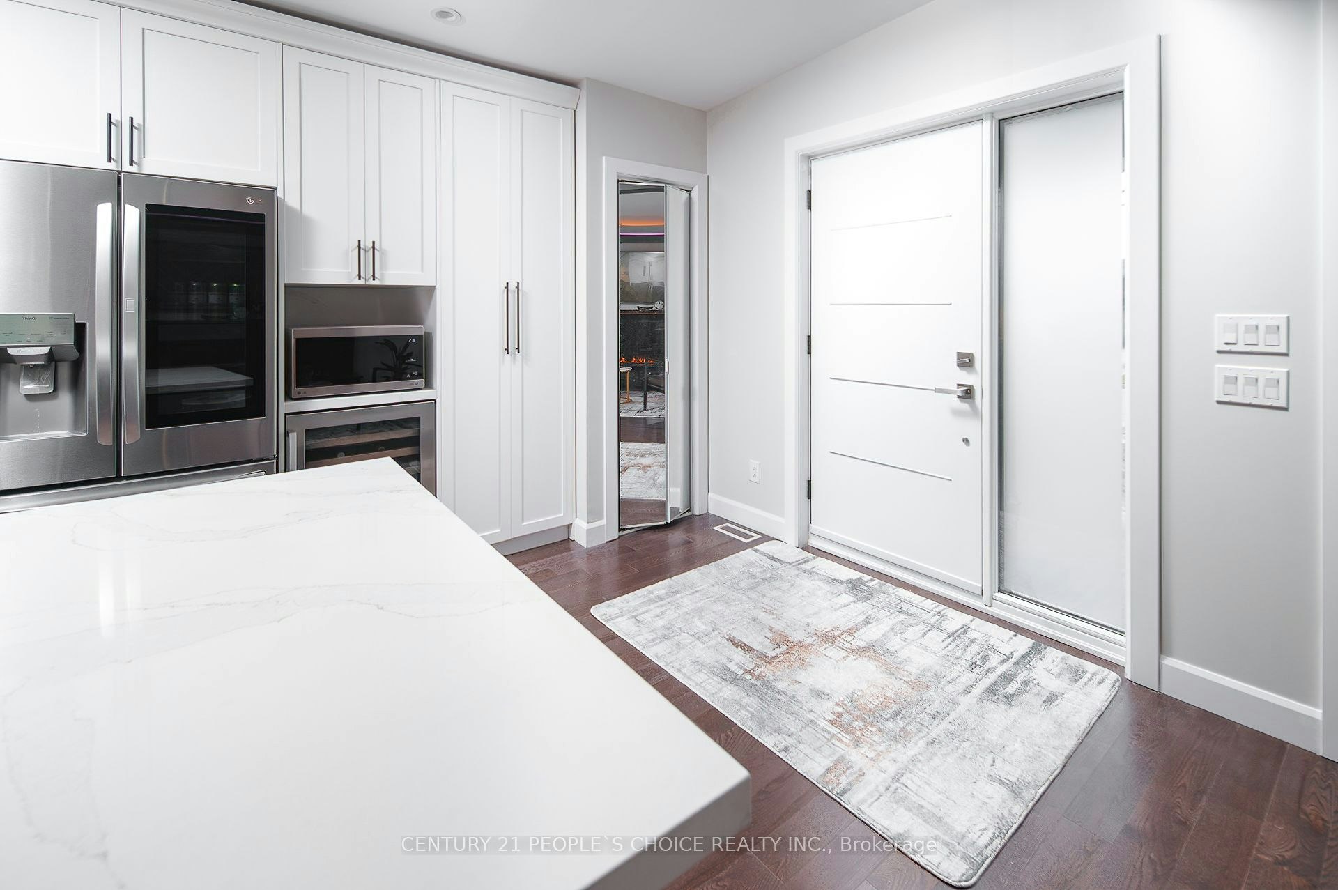 Upper-37 Bentworth Avenue, Toronto, ON, M6A 1P1 - 10