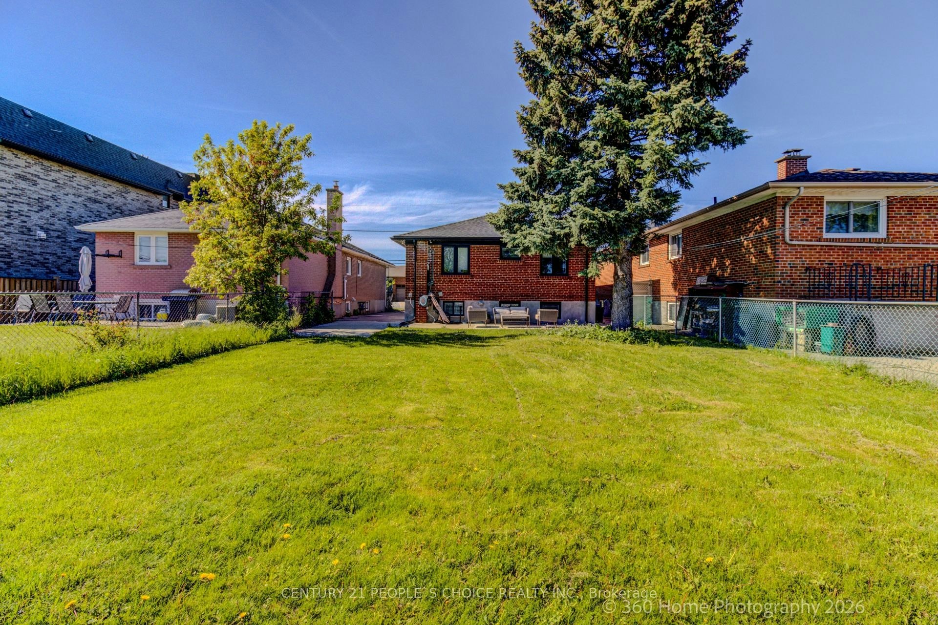 Upper-37 Bentworth Avenue, Toronto, ON, M6A 1P1 - 21