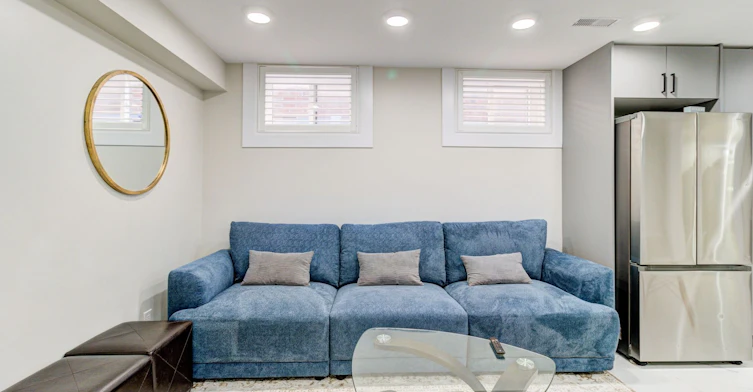 Upper-37 Bentworth Avenue, Toronto, ON, M6A 1P1 - 31