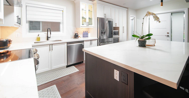 Upper-37 Bentworth Avenue, Toronto, ON, M6A 1P1 - 7