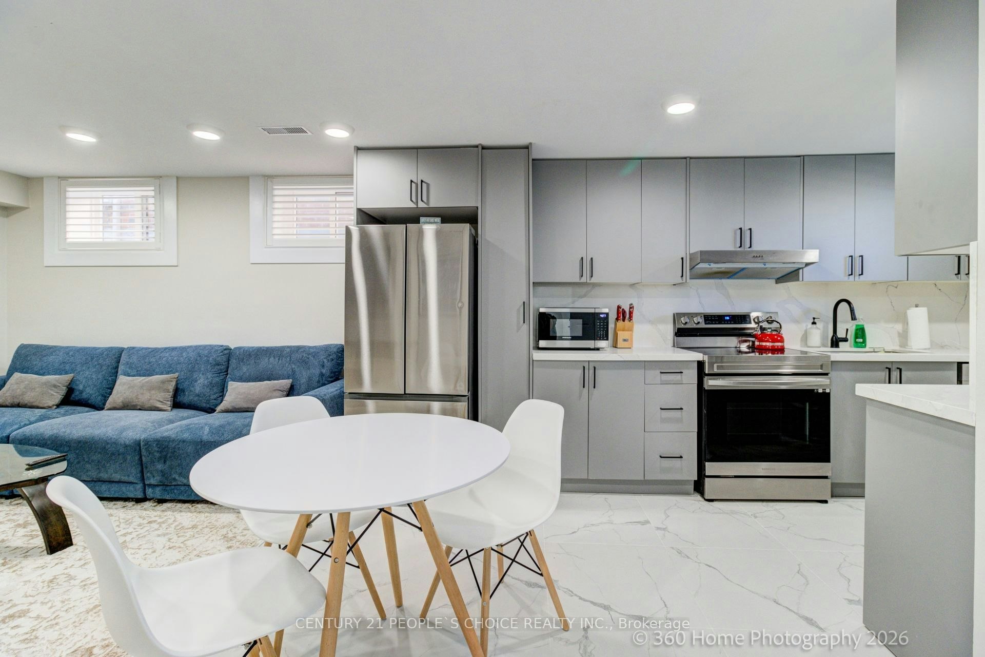 Upper-37 Bentworth Avenue, Toronto, ON, M6A 1P1 - 42