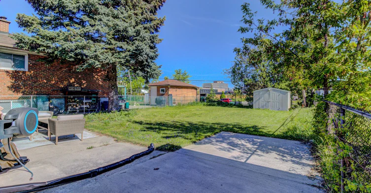 Upper-37 Bentworth Avenue, Toronto, ON, M6A 1P1 - 20