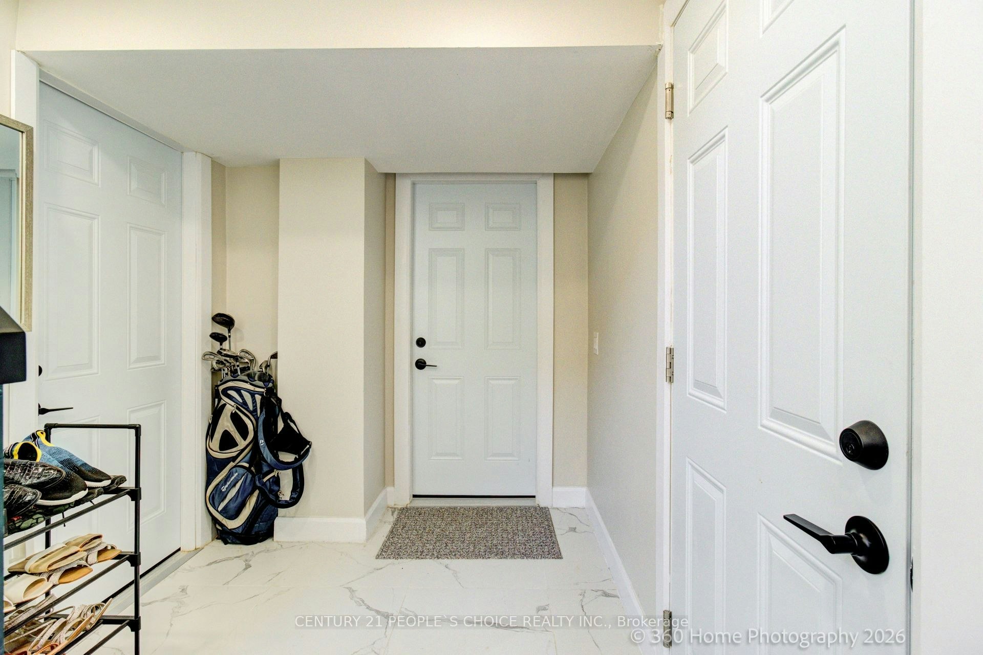 Upper-37 Bentworth Avenue, Toronto, ON, M6A 1P1 - 44
