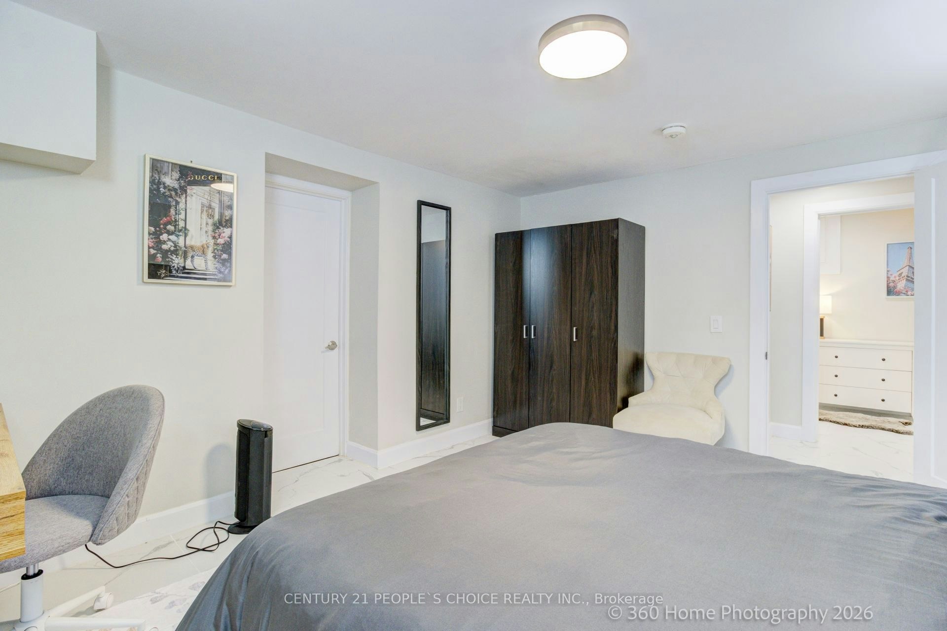Upper-37 Bentworth Avenue, Toronto, ON, M6A 1P1 - 27