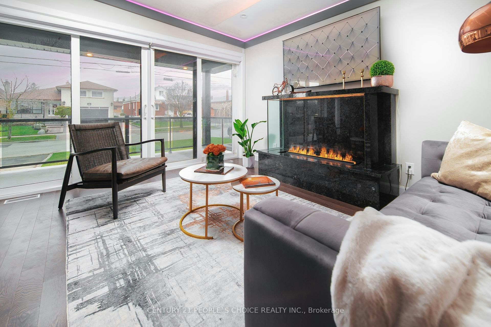 Upper-37 Bentworth Avenue, Toronto, ON, M6A 1P1 - 11