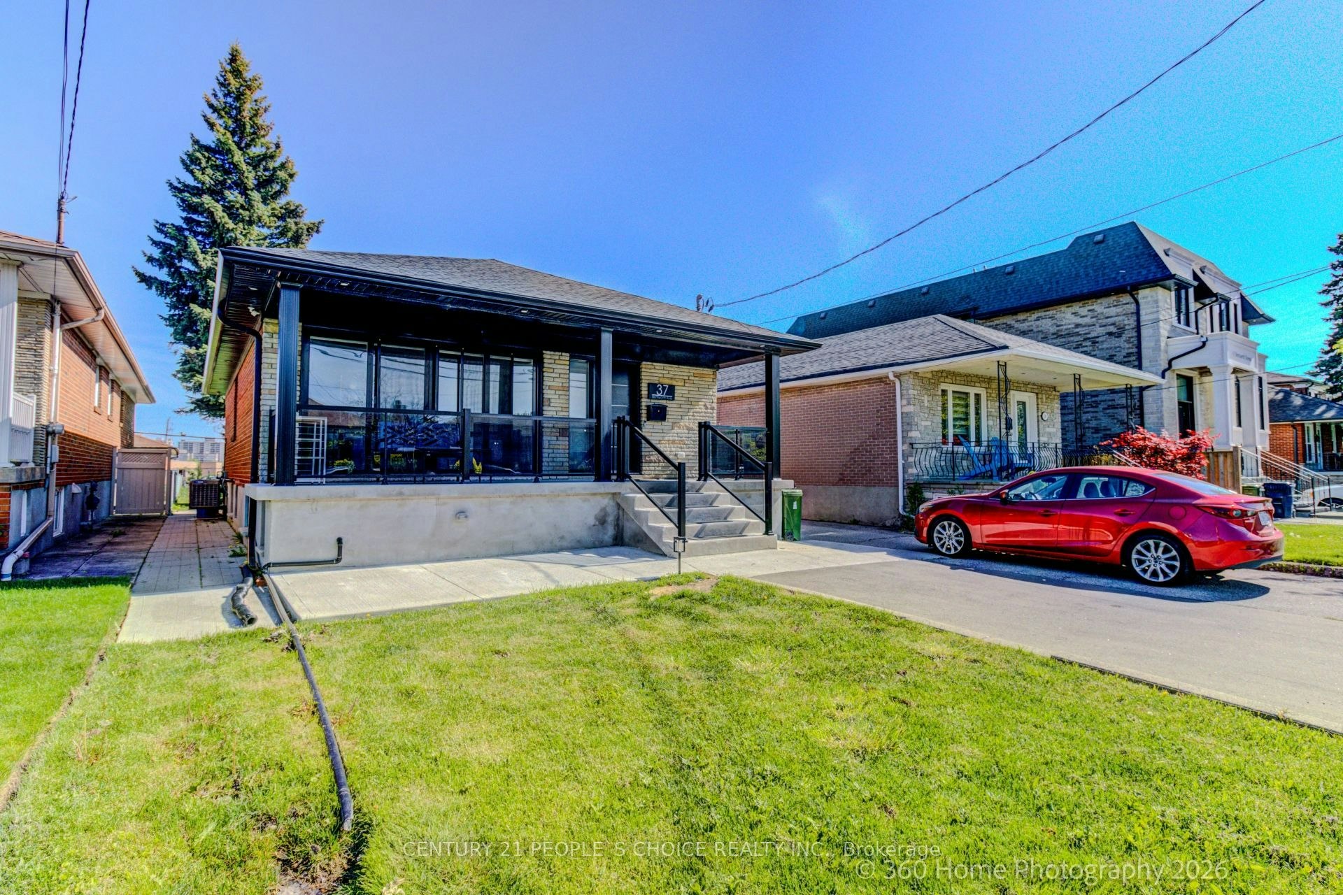 Upper-37 Bentworth Avenue, Toronto, ON, M6A 1P1 - 2