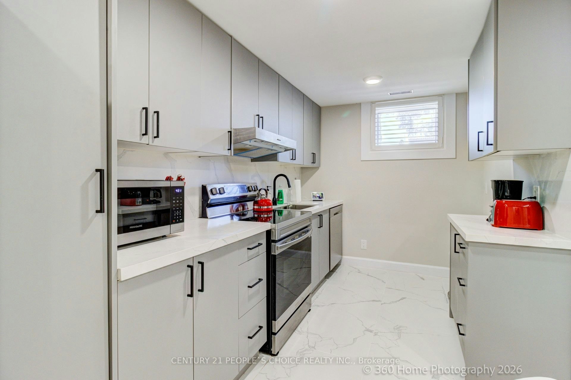 Upper-37 Bentworth Avenue, Toronto, ON, M6A 1P1 - 33