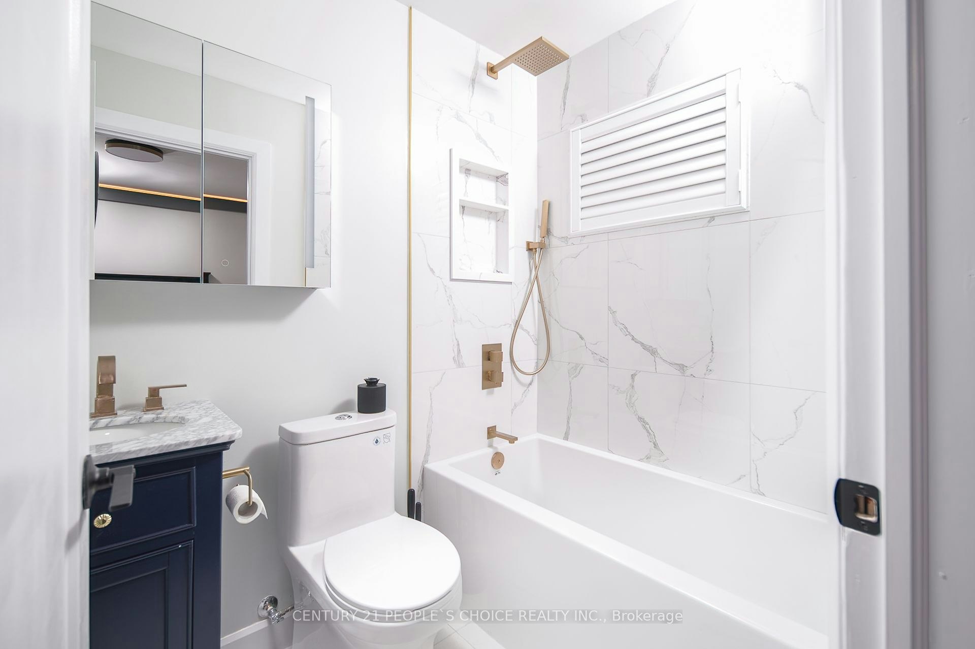 Upper-37 Bentworth Avenue, Toronto, ON, M6A 1P1 - 14