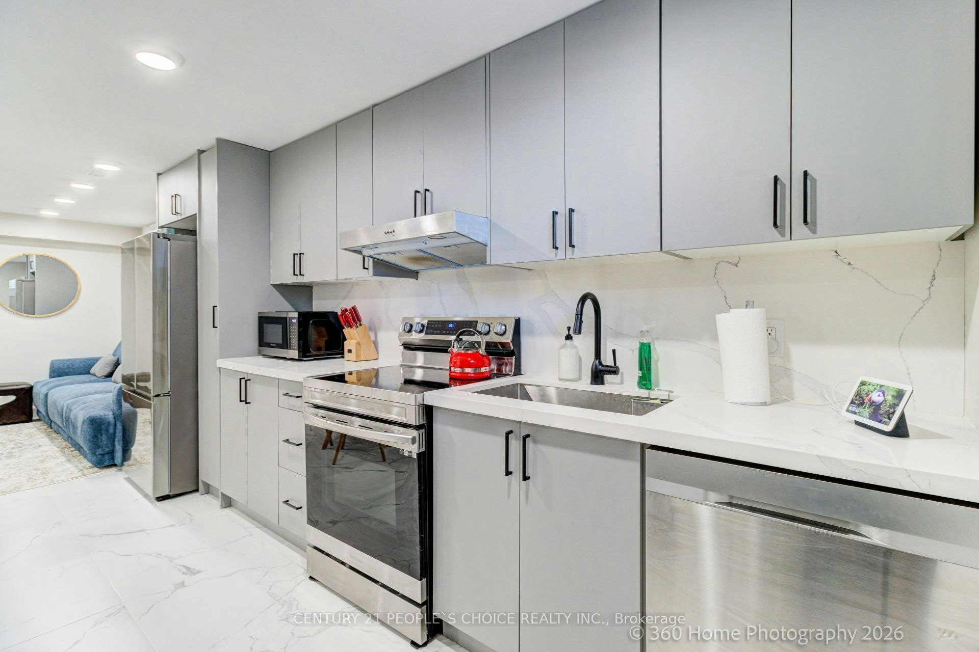 Upper-37 Bentworth Avenue, Toronto, ON, M6A 1P1 - 35