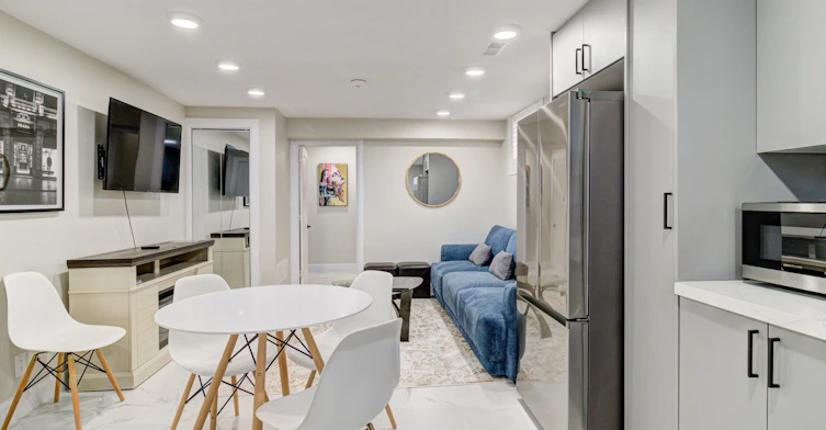 Upper-37 Bentworth Avenue, Toronto, ON, M6A 1P1 - 36