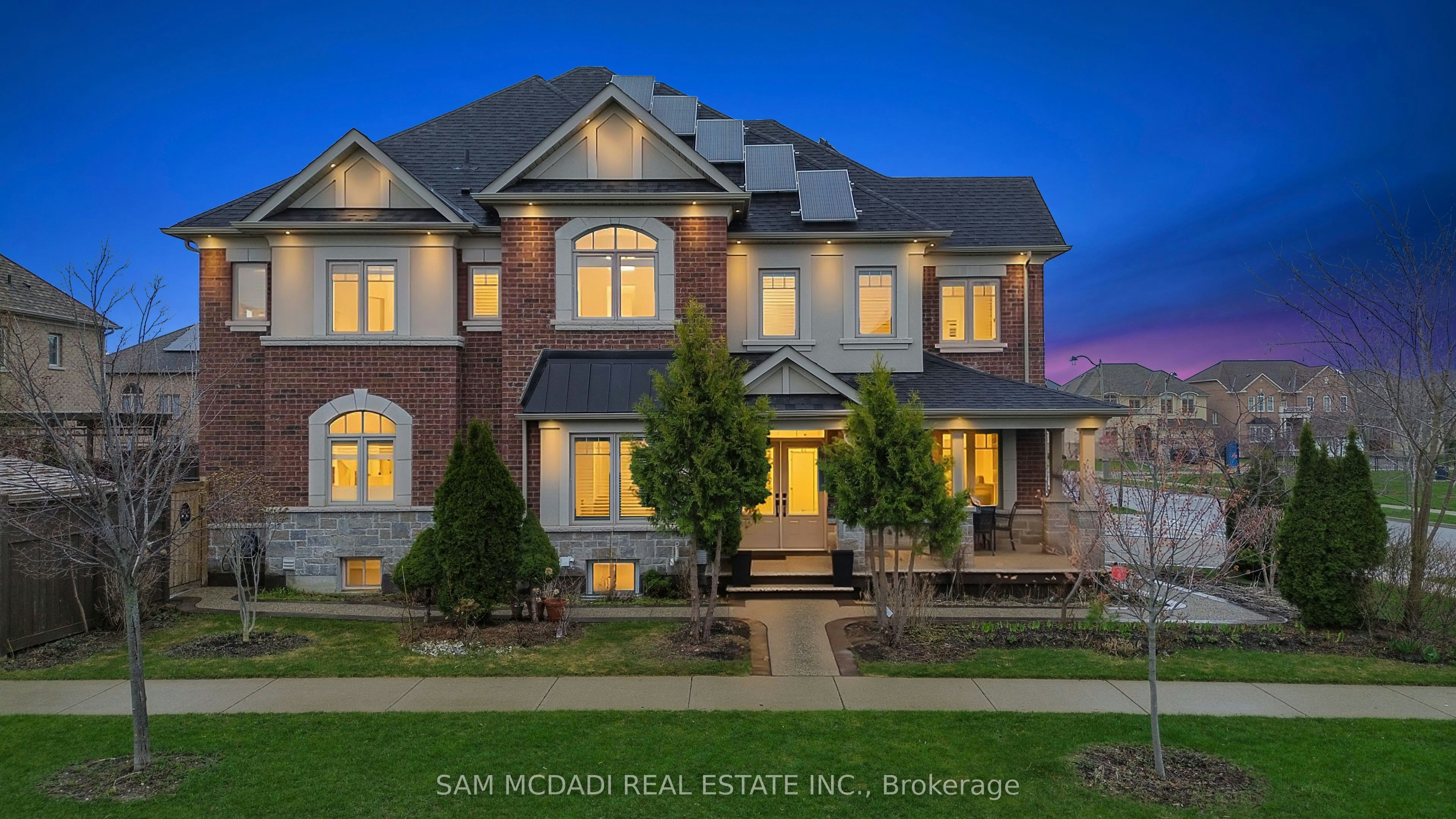 2 Bakersfield Road, Brampton, ON, L6P 2Z3