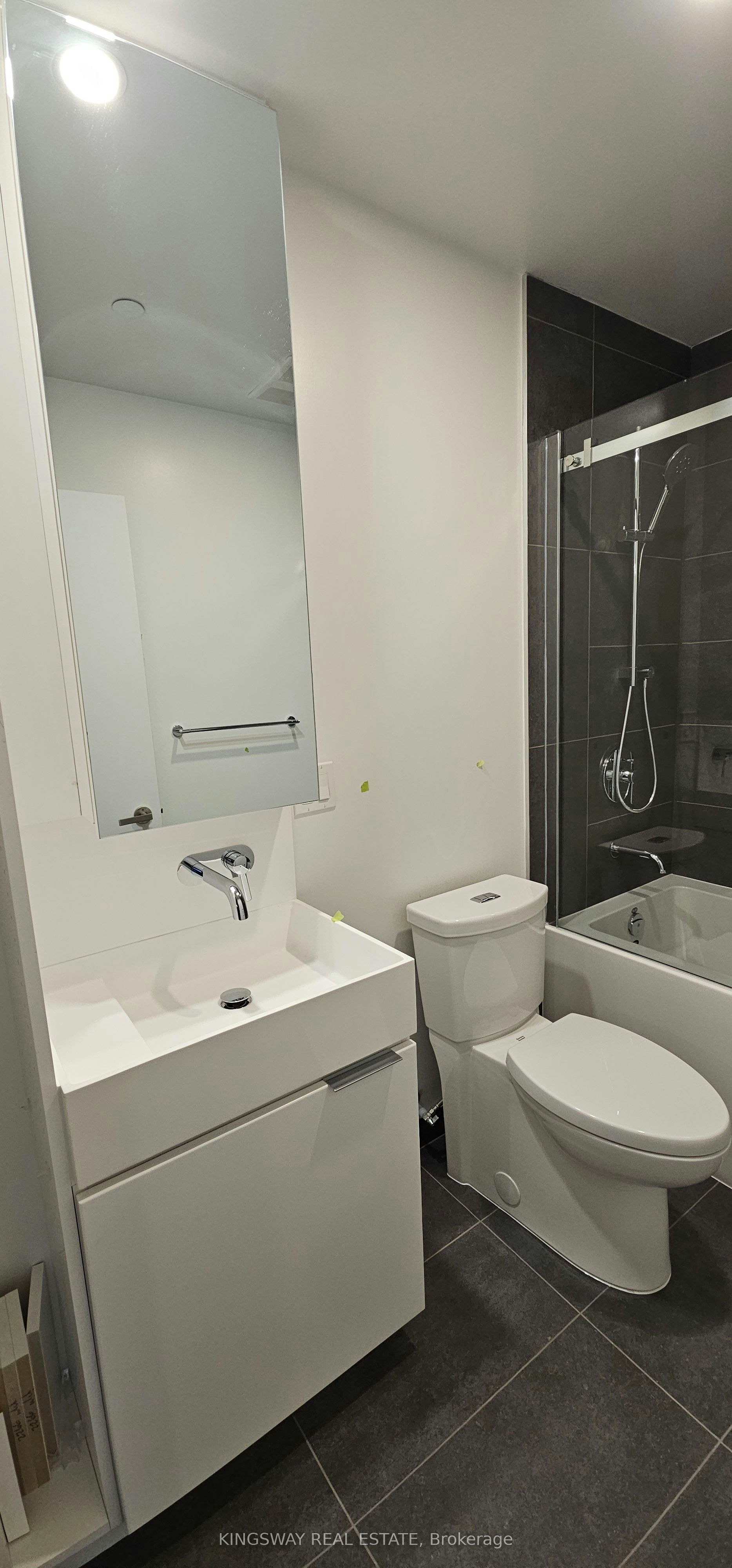 405-370 Martha Street, Burlington, ON, L7R 2P7 - 24