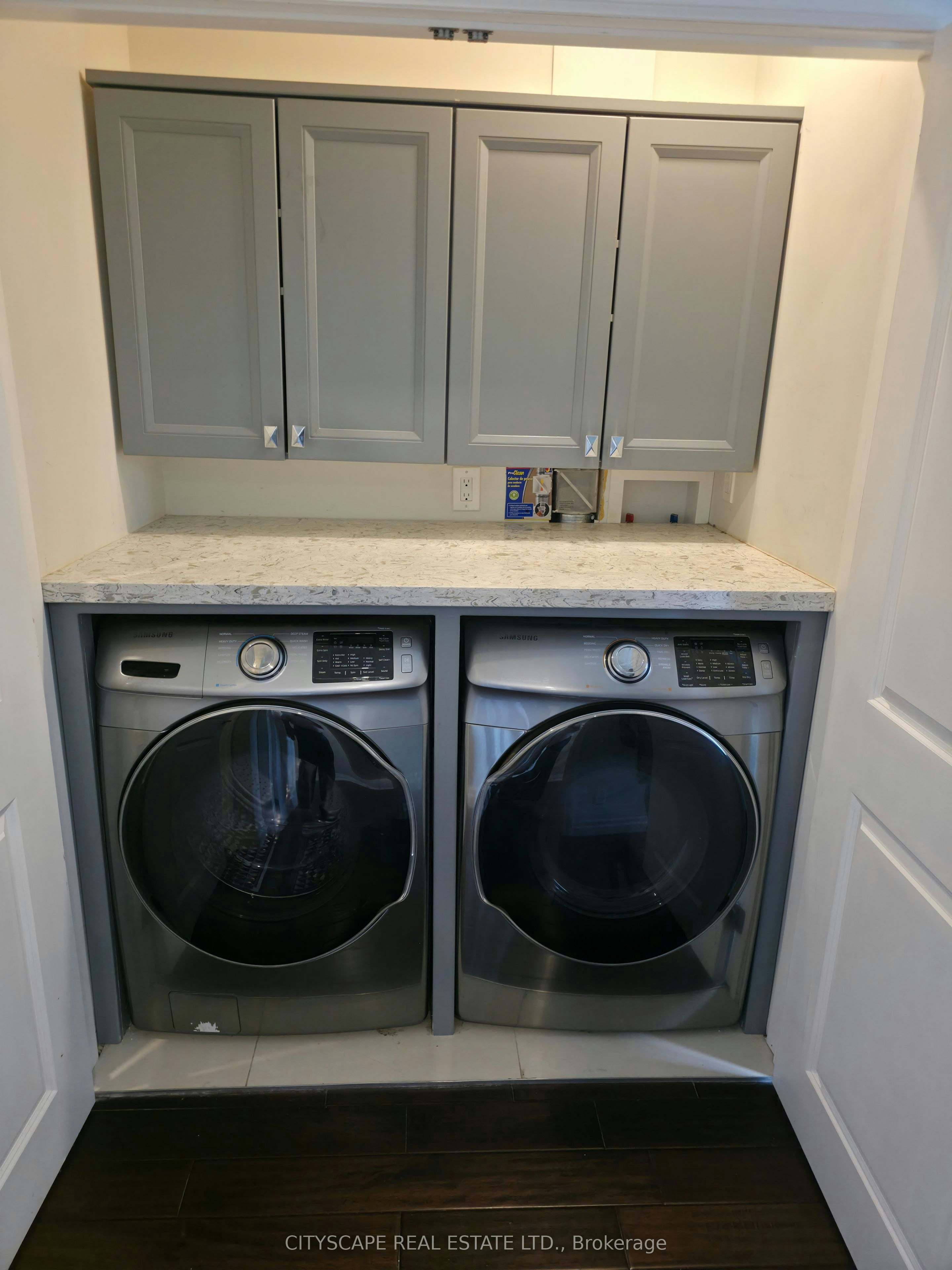 2543 Rugby Road, Mississauga, ON, L5B 1T1 - 15