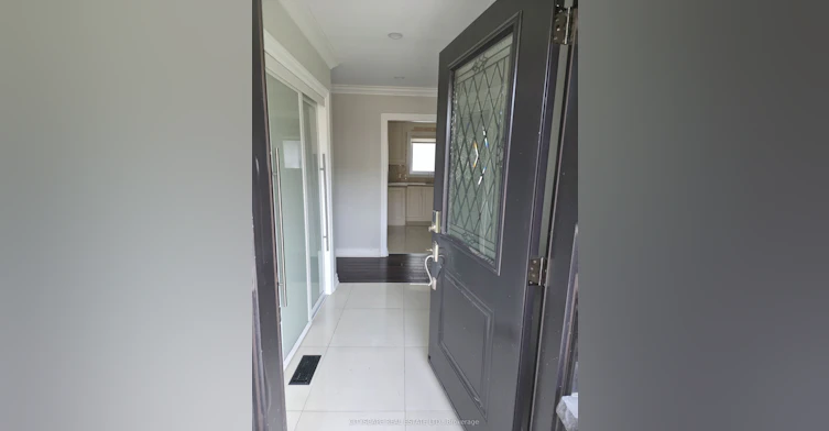 2543 Rugby Road, Mississauga, ON, L5B 1T1 - 4