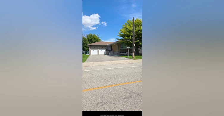 2543 Rugby Road, Mississauga, ON, L5B 1T1